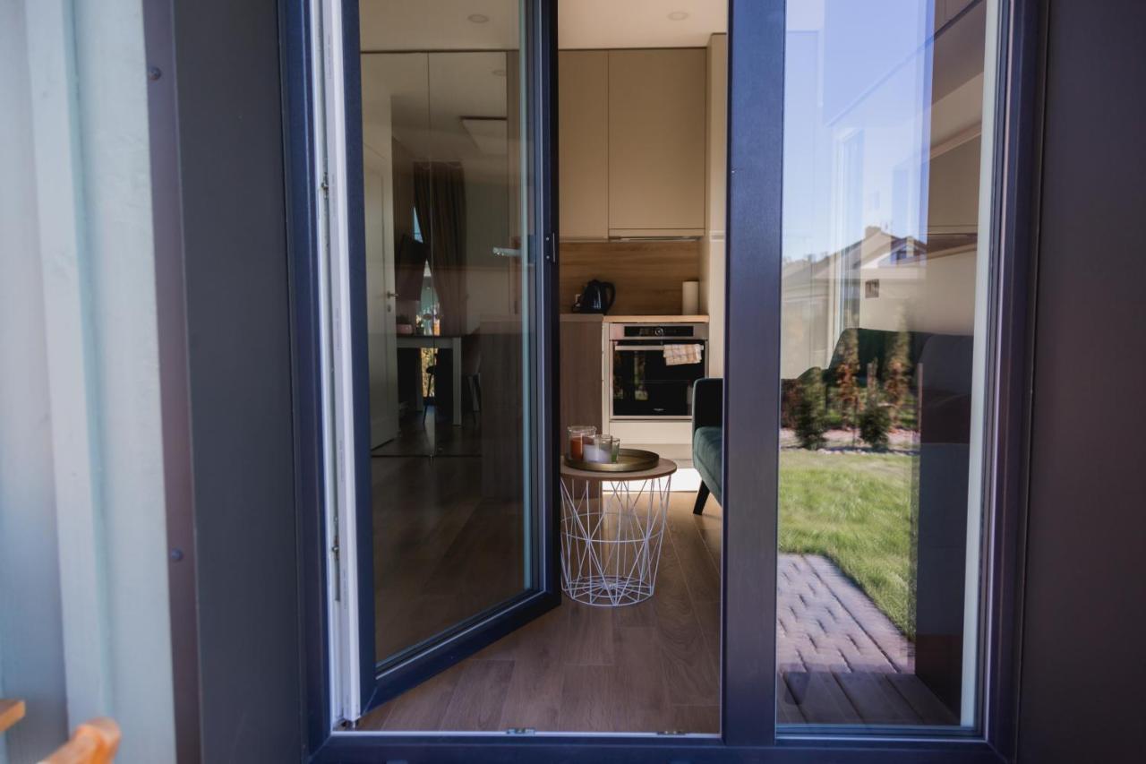 Lilly Apartment With Pool And Terrace パランガ エクステリア 写真
